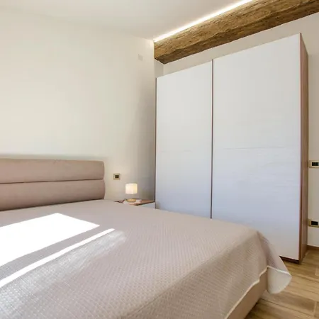 1 Bedroom Stunning In * רקו