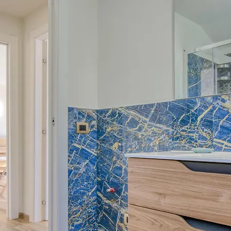 1 Bedroom Stunning In * רקו